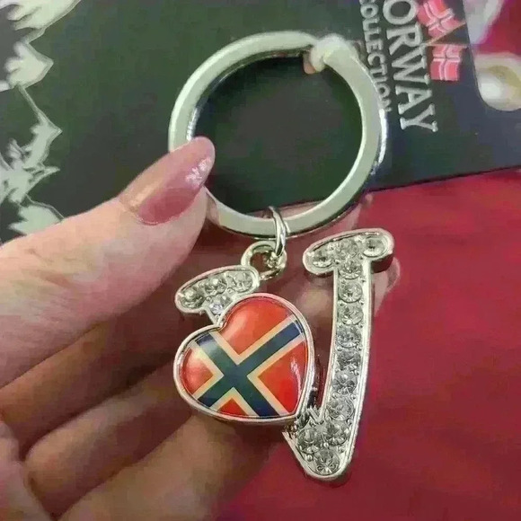 Norway collection Keychain - Picture 7 of 10
